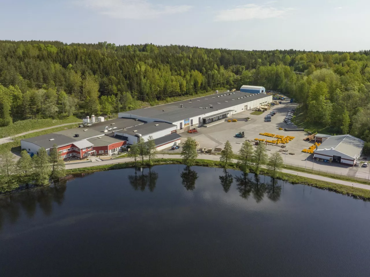 &lt;p&gt;Aby utrzymywać najwyższą jakość oryginalnych części Väderstad, zakład w Överum korzysta ze specjalistycznego laboratorium technologii materiałowej, kierowanego przez metalurga i materiałoznawcę Andersa Peterssona.&lt;/p&gt;