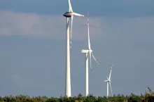 W marcu br. funkcjonowało 1400 instalacji wiatrowych przyłączonych do sieci elektroenergetycznej.