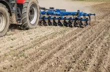 Brona mulczowa Rolmako Spring Expert w wiosennej uprawie sprawdziła się w zerwaniu skorupy glebowej, niszczeniu siewek chwastów i przerwaniu parowania.