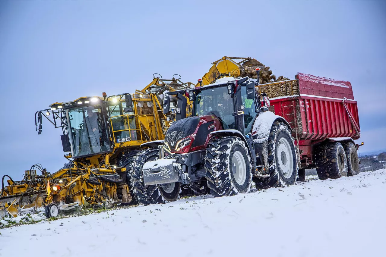 Wraz z serią Q Valtra wprowadziła mocnego gracza w segmencie mocy od 230 do 305 KM. Fot. Tovornik, Wilmer