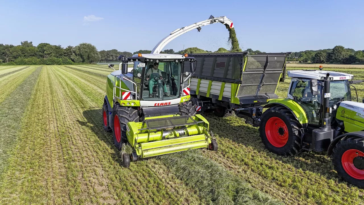 Claas oferuje w sieczkarniach Jaguar nowe wersje bębnow tnących: V-Flex.