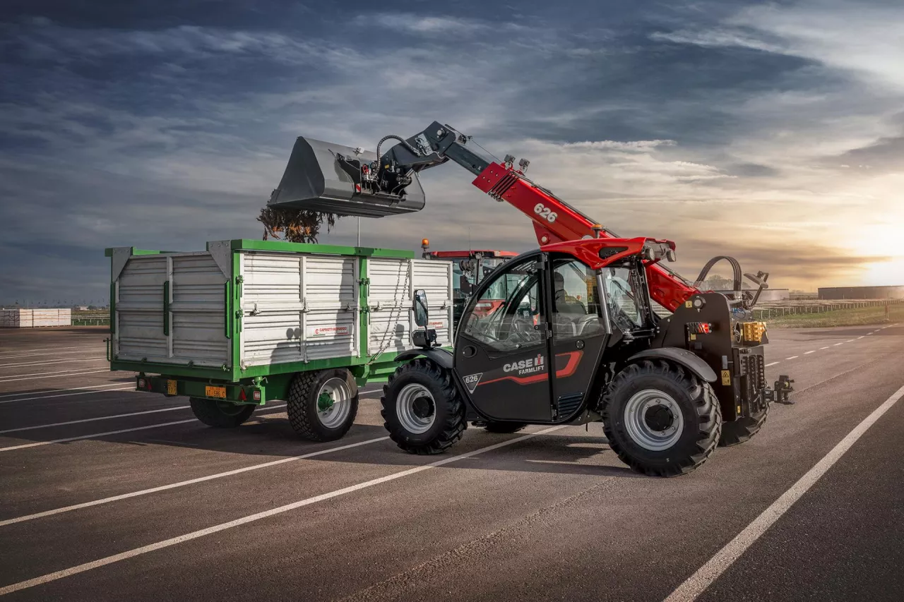 Nowy, kompaktowy model Farmlift 626 oferuje większą zwrotność i możliwości w porównaniu z poprzednikiem.