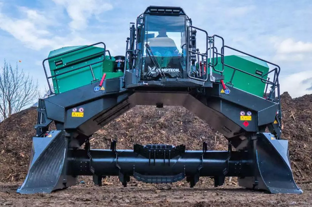 Komptech - producent sprzętu do zagospodarowania odpadów, rezygnuje z działu rolniczego w postaci marki Farmtech.