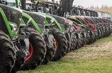 Od 1 stycznia 2025 roku w sieci dealerskiej marek Fendt i Valtra nastąpiła zmiana, a mianowicie firmę Agricola Lublin zastępuje Raifeissen Waren.