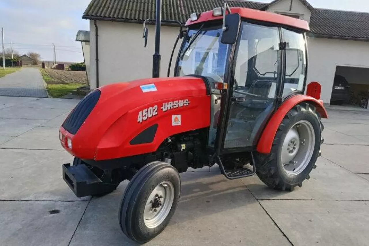 Ursus 4502