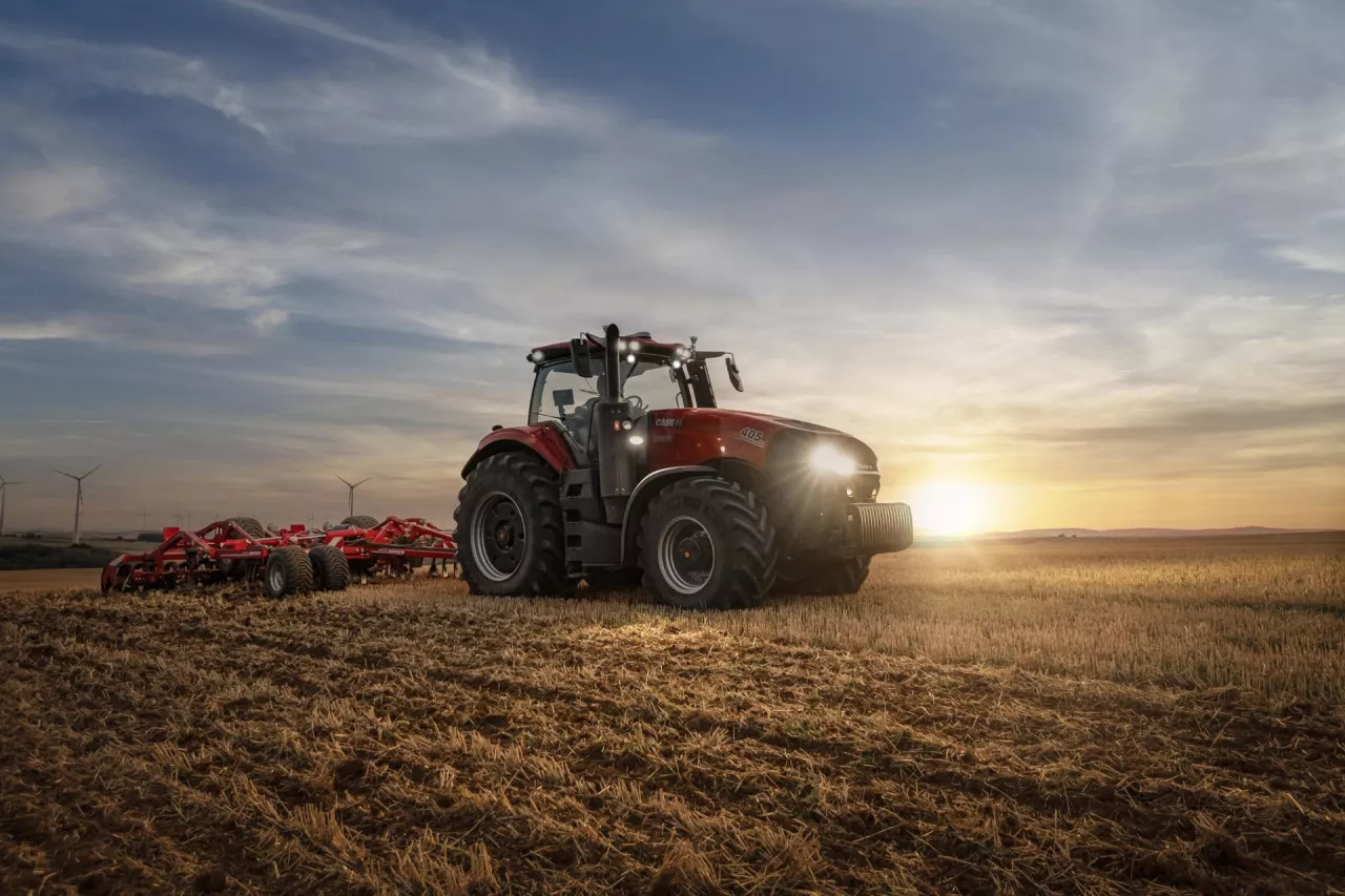 Case IH wprowadza nowe, mocniejsze modele ciągników serii Magnum.