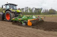 Amazone wprowadza lekki wał sprężynowy do uprawy przedsiewnej.