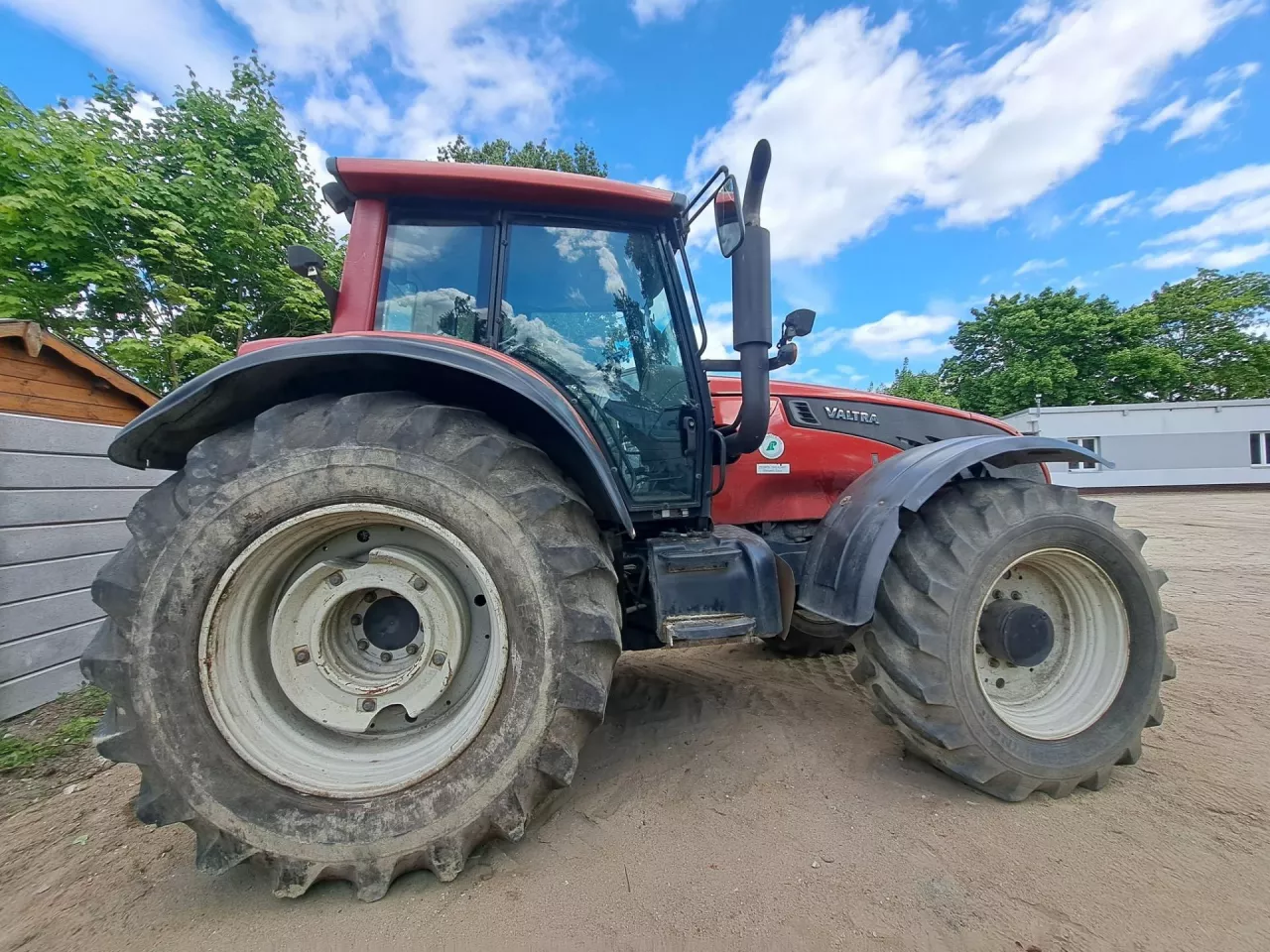 Valtra wyceniona została na 120 tysięcy złotych
