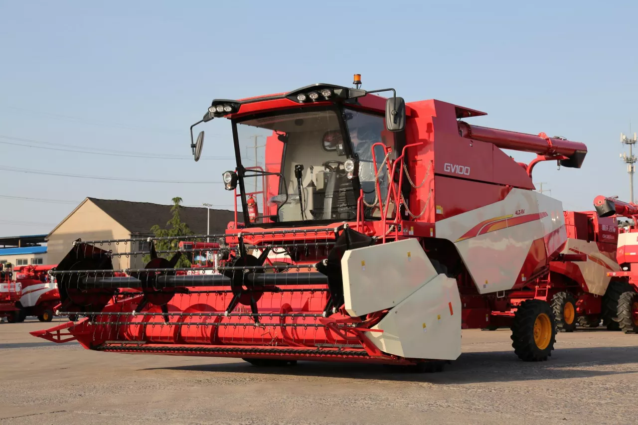 Kombajn Weichai GV100 Lovol