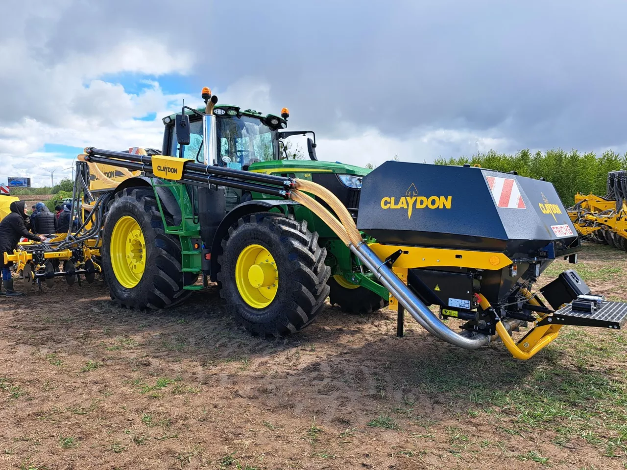 Dzielony zbiornik Claydon Evotultion Front Hopper