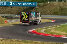 Marco Hellgrewe pobił światowy rekord Guinnessa w cofaniu elektrycznym samochodem ciężarowym Mercedes-Benz eActros 600.