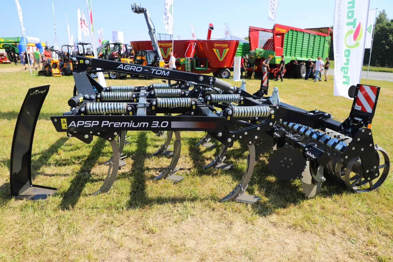 589601