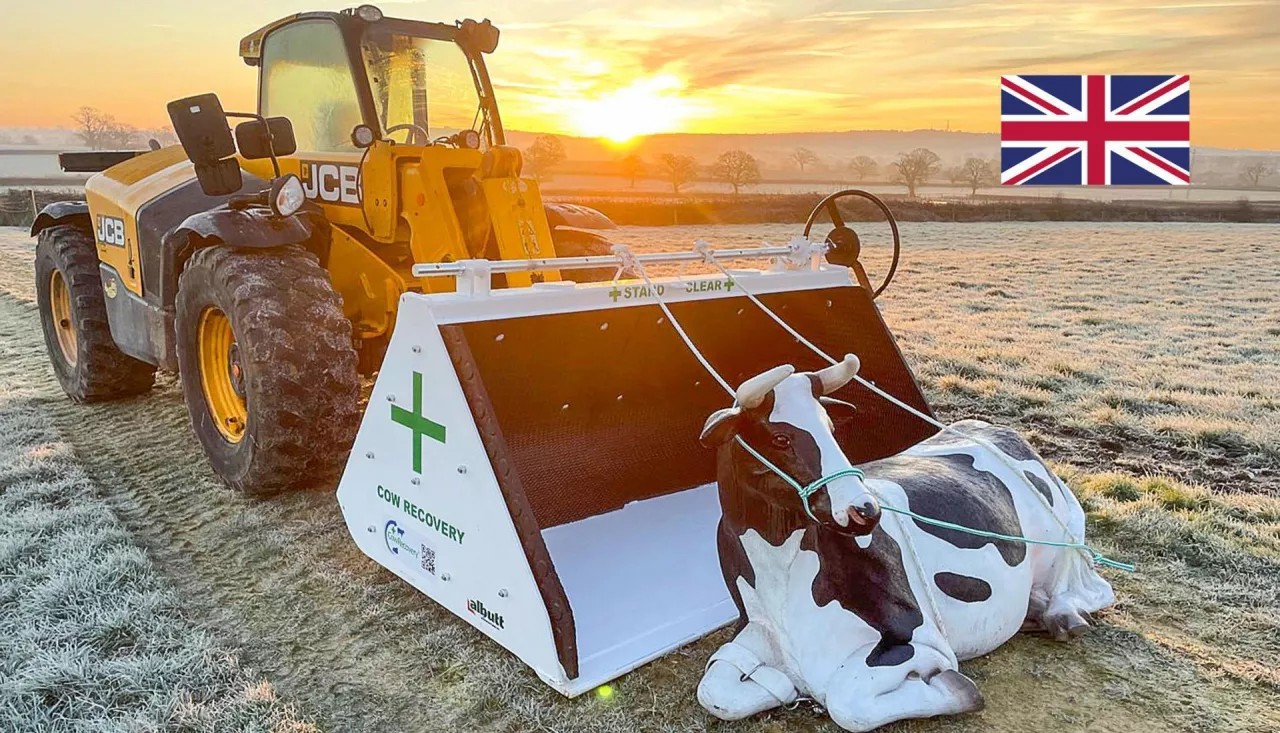 Łyżka transportowa do krów Albutt Attachments.