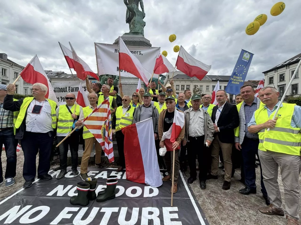 FBZPR sprzeciwia się drastycznemu ograniczeniu środków finansowych na Wspólną Politykę Rolną w nadchodzących latach. – Oznacza to realną utratę równowartości dwóch pełnych lat dopłat bezpośrednich dla rolników!– alarmuje FBZPR.