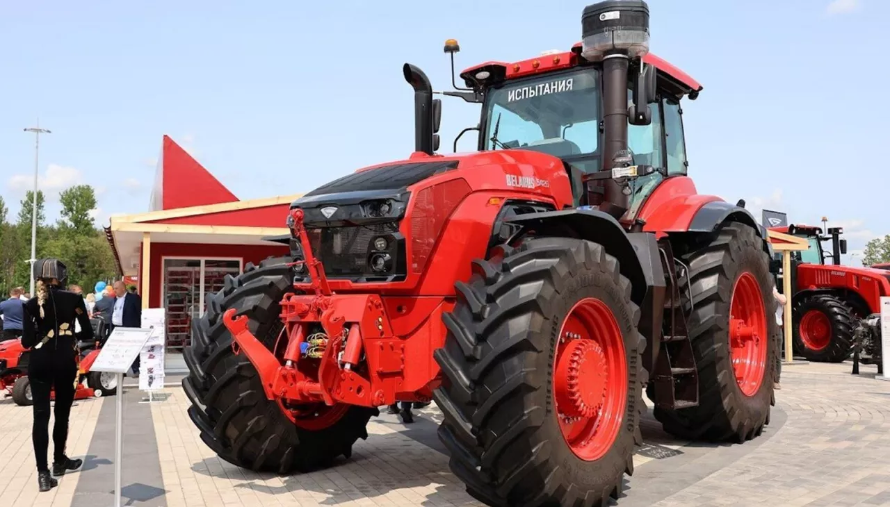 Belarus Titan 5425. Ciągnik, który zdeklasuje europejskich gigantów?