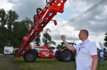 Podczas Warsztatów Polowych została zaprezentowany system utrzymujący stałą wysokość belki polowej nad opryskiwanym łanem