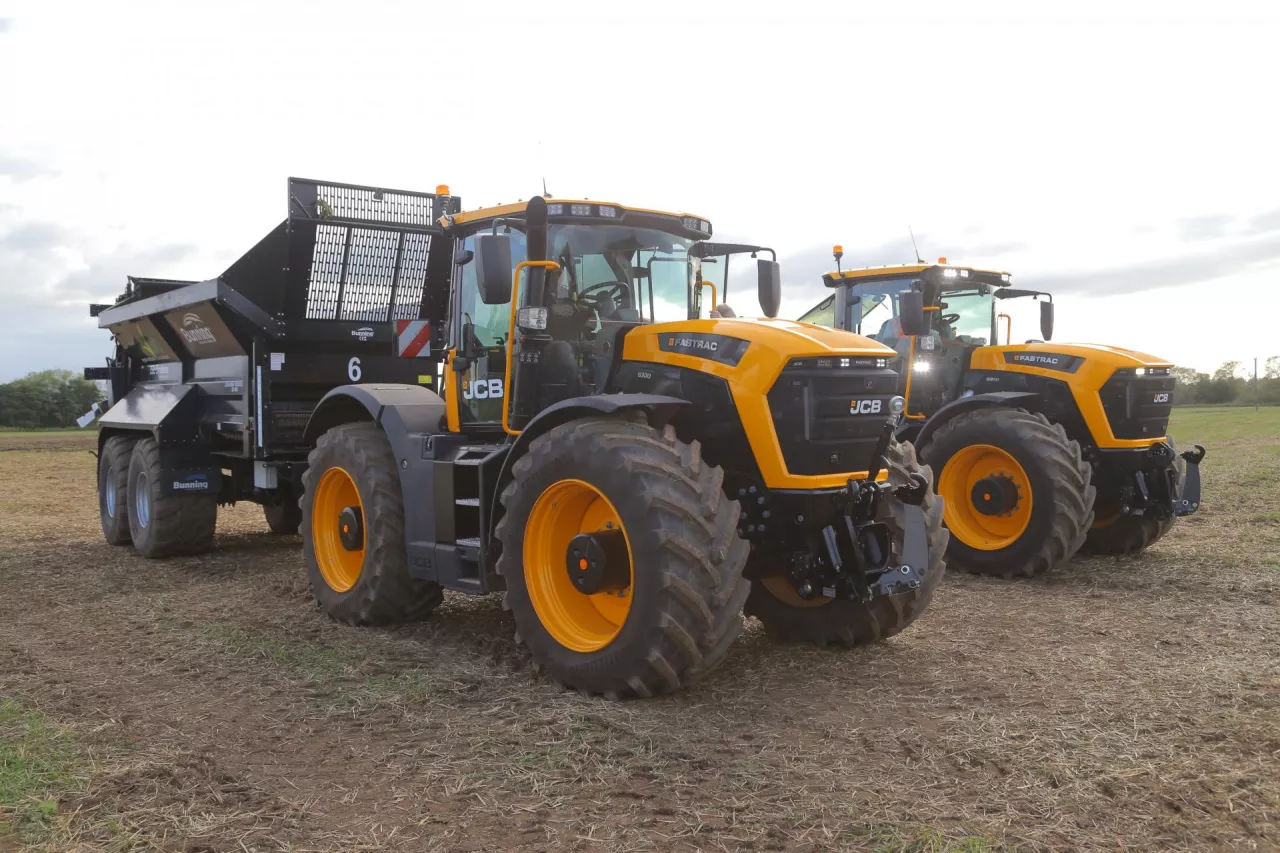 John Smith, JCB