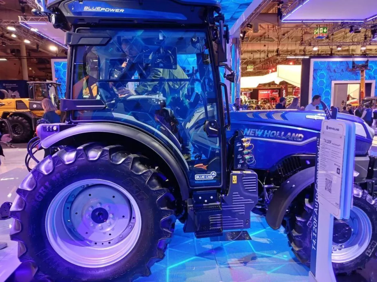 New Holland T4.120f AutoCommand debiutuje w Hanowerze