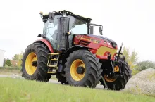 Versatile Nemesis 255 CVT na europejskim rynku