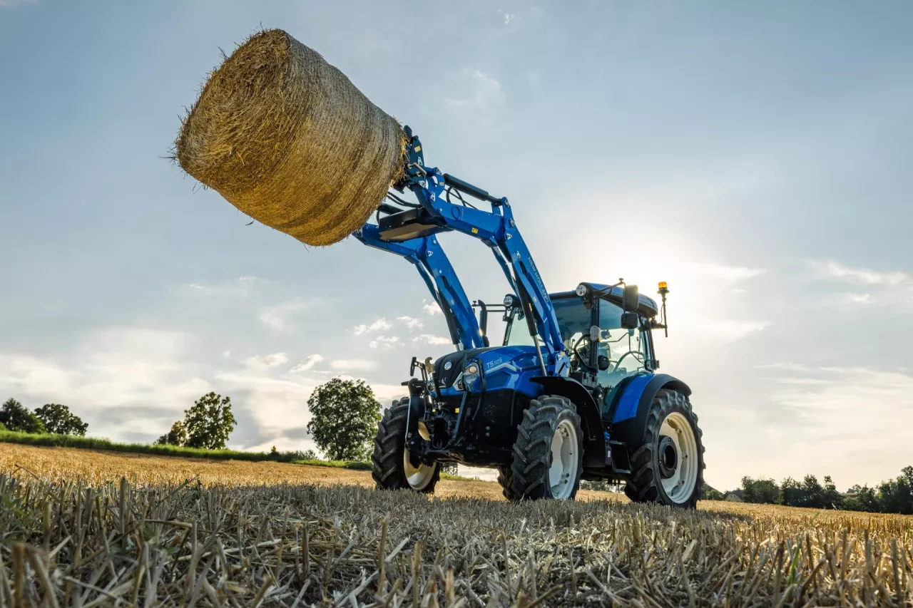 New Holland wprowadza nowe ciągniki serii T5S.