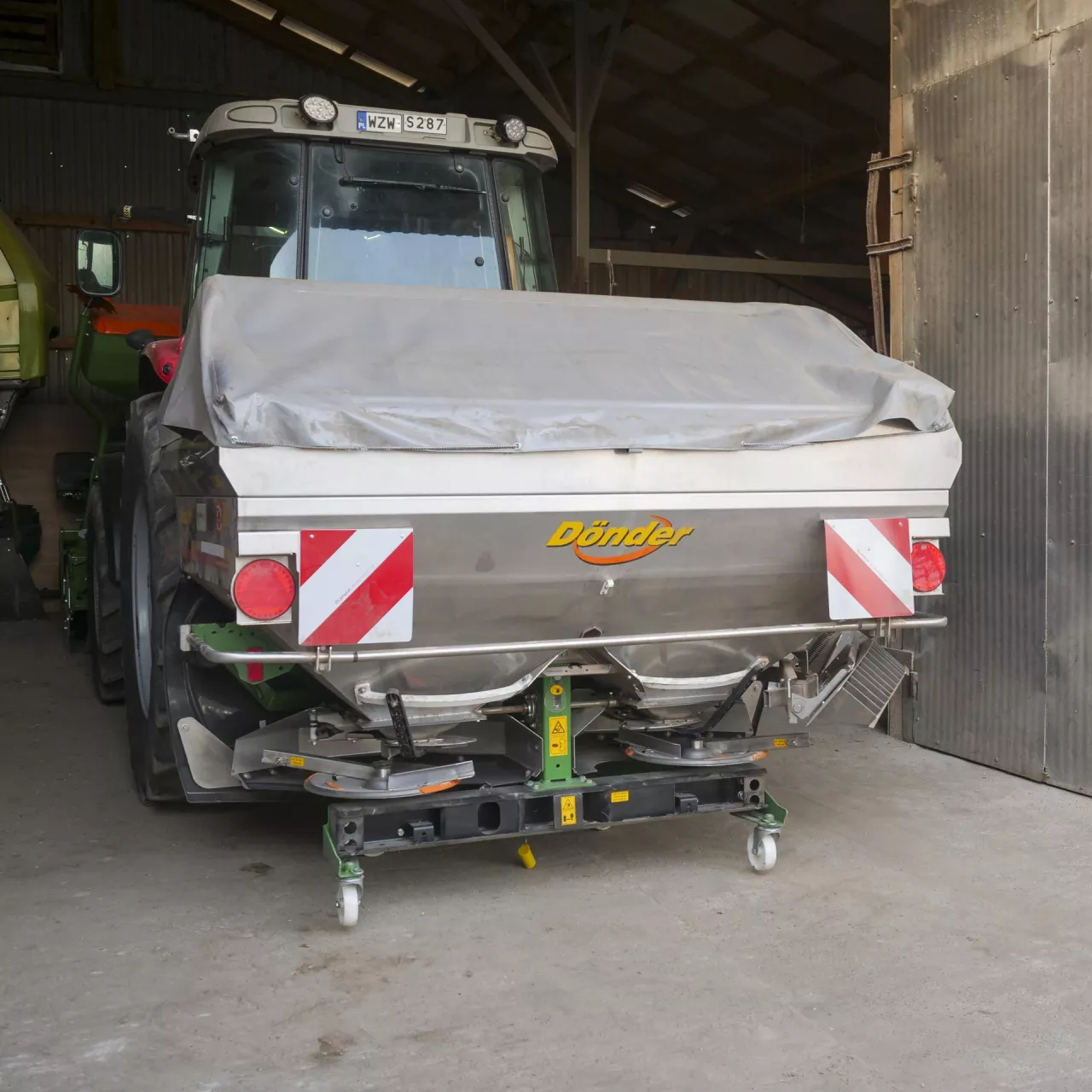 Technika, tap 12/2025, medale targów Agritechnica Agritechnika, nowe maszyny, mowe rozwiązania, autonomiczny ciągnik ładowarka, Amazone rozpoznawanie nawozów EasyMatch donder chat gpt rauch