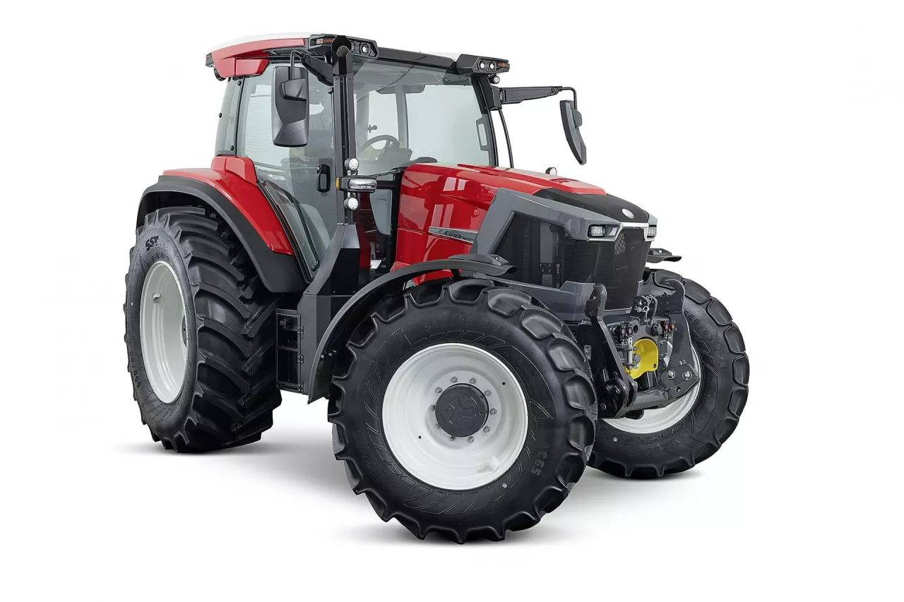 Lindner Lintrac 160 - ciągnik przeznaczony do pracy na stromych zboczach, nowy ciągnik Austriackiego producenta, ciągnik do pracy w górach