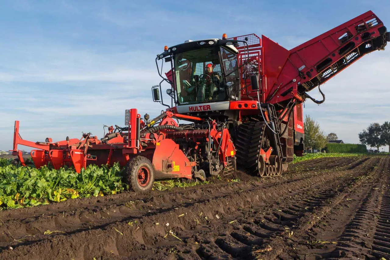 Kto będzie produkował kombajny do buraków Agrifac OptiTraxx?