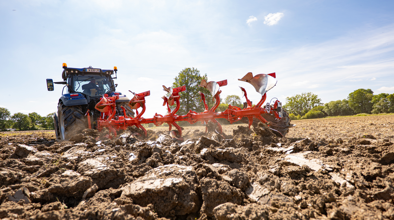 Firma KUHN zapowiada nowości na AGROTECH Kielce 2026