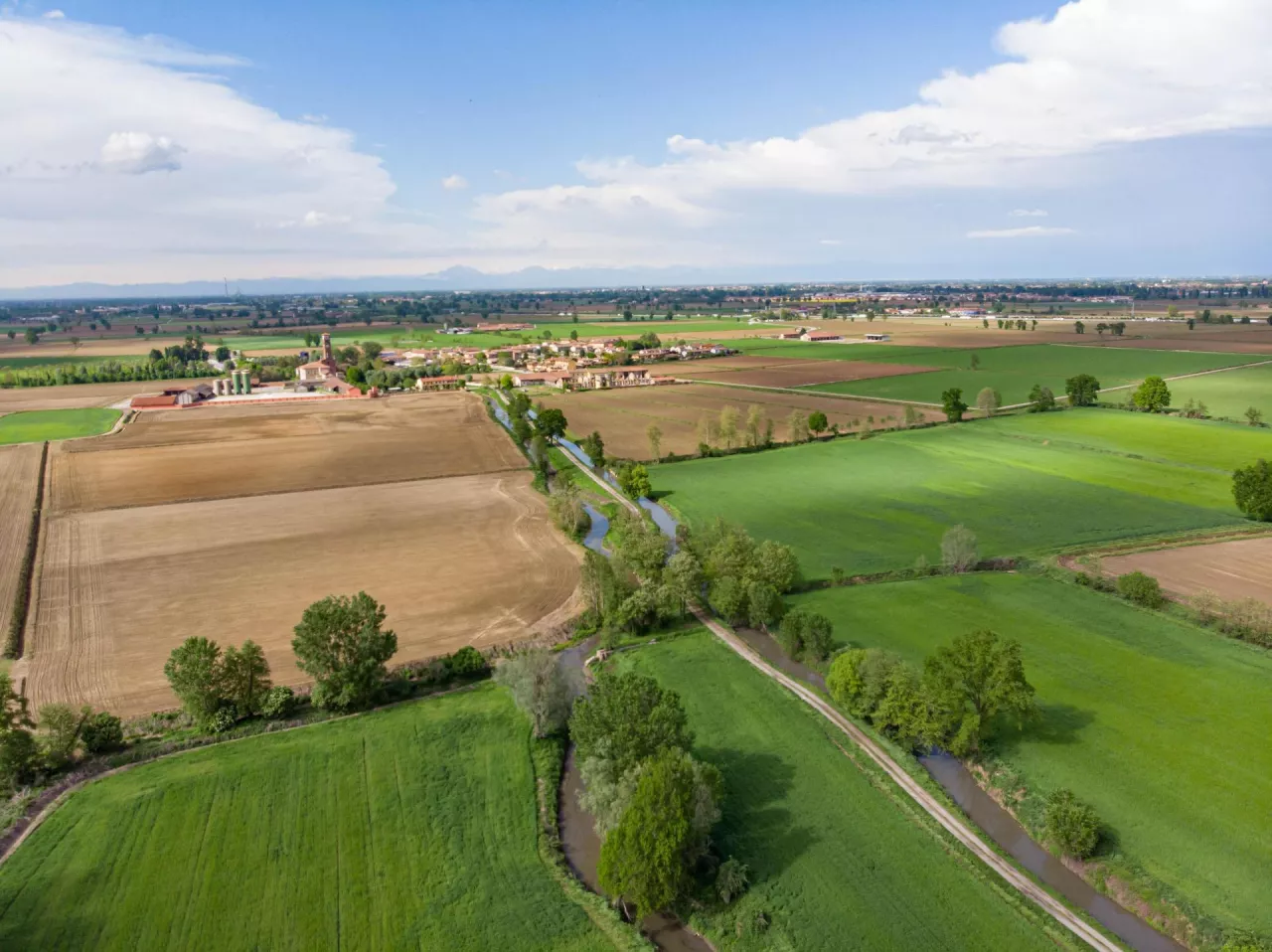 Strategia nie przewiduje wywłaszczeń, a ewentualny zakup ziemi mógłby odbywać się wyłącznie za zgodą właściciela i na zasadach rynkowych