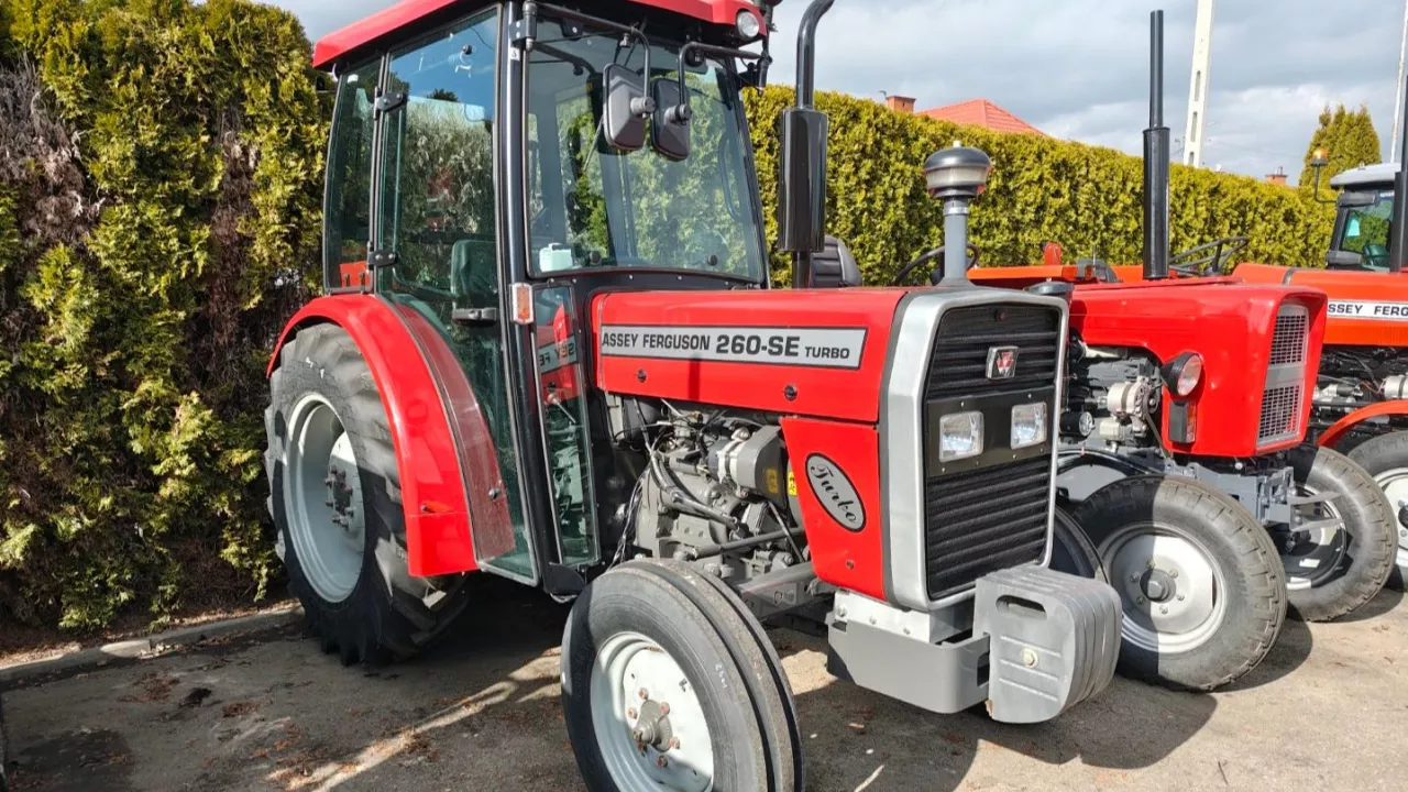 Cena MF260 SE Turbo startuje od 11,5 tys. za wariant bez napędu na przód