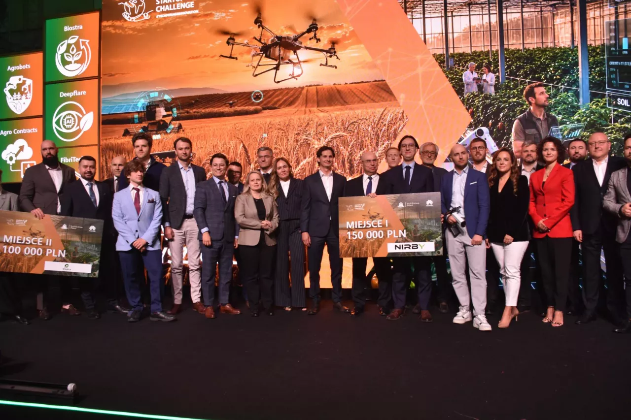 Finałowa gala Huawei Startup Challenge odbyła się 12 maja na Zamku Ujazdowskim w Warszawie