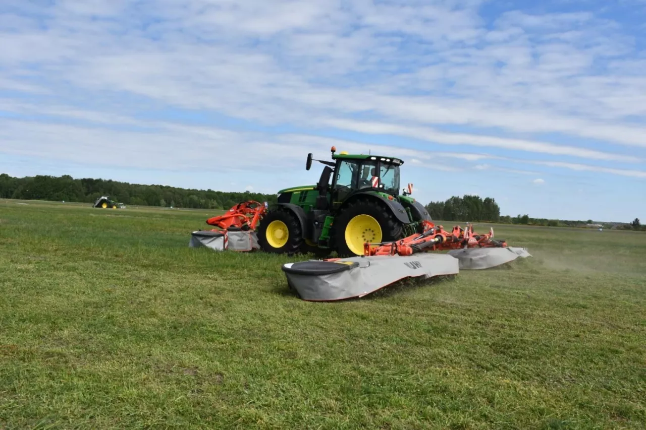 Kosiarka Kuhn GMD 15030