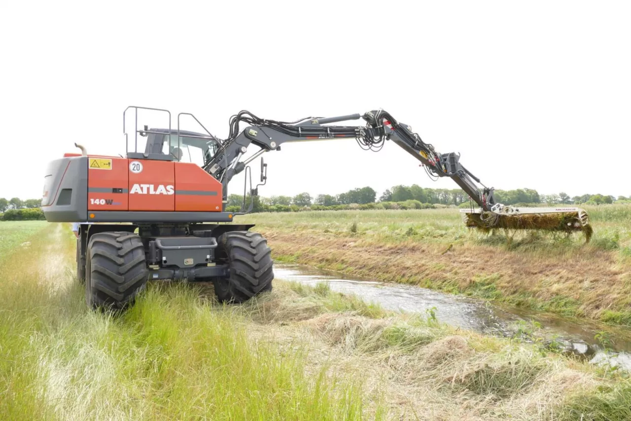 Producent ładowarek Atlas przejęty przez Buhler Industries