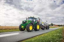 nowe ciągniki John Deere 6M