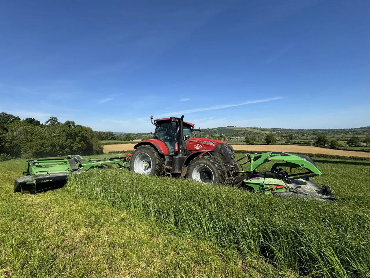 Polska kosiarka wjechała na farmę Clarksona! Zaczęło się od niewinnego żartu 