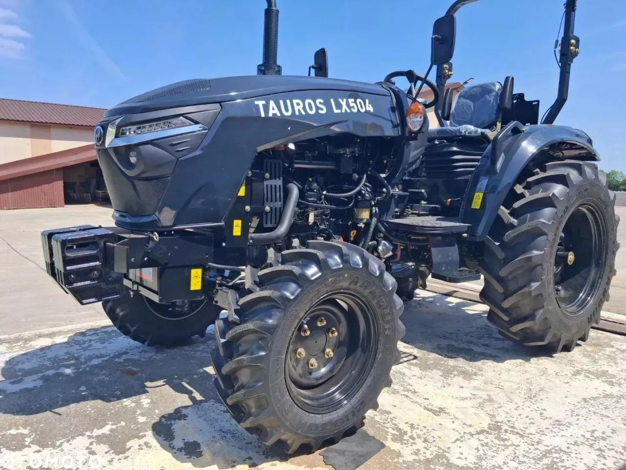 Tauros LX504