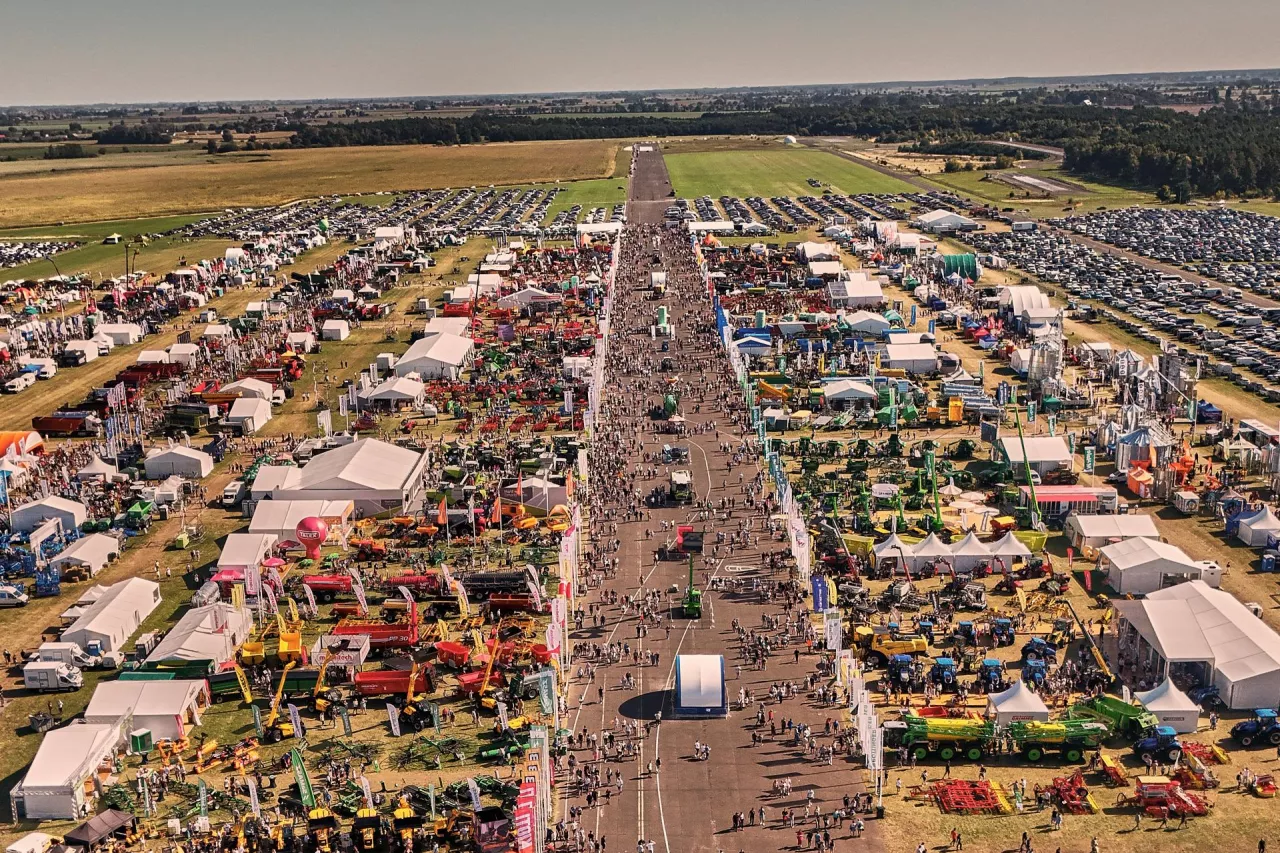 Agro Show to największe plenerowe targi maszyn rolniczych w Europie. W tym roku organizatorzy przygotowali wiele dodatkowych atrakcji i wydarzeń