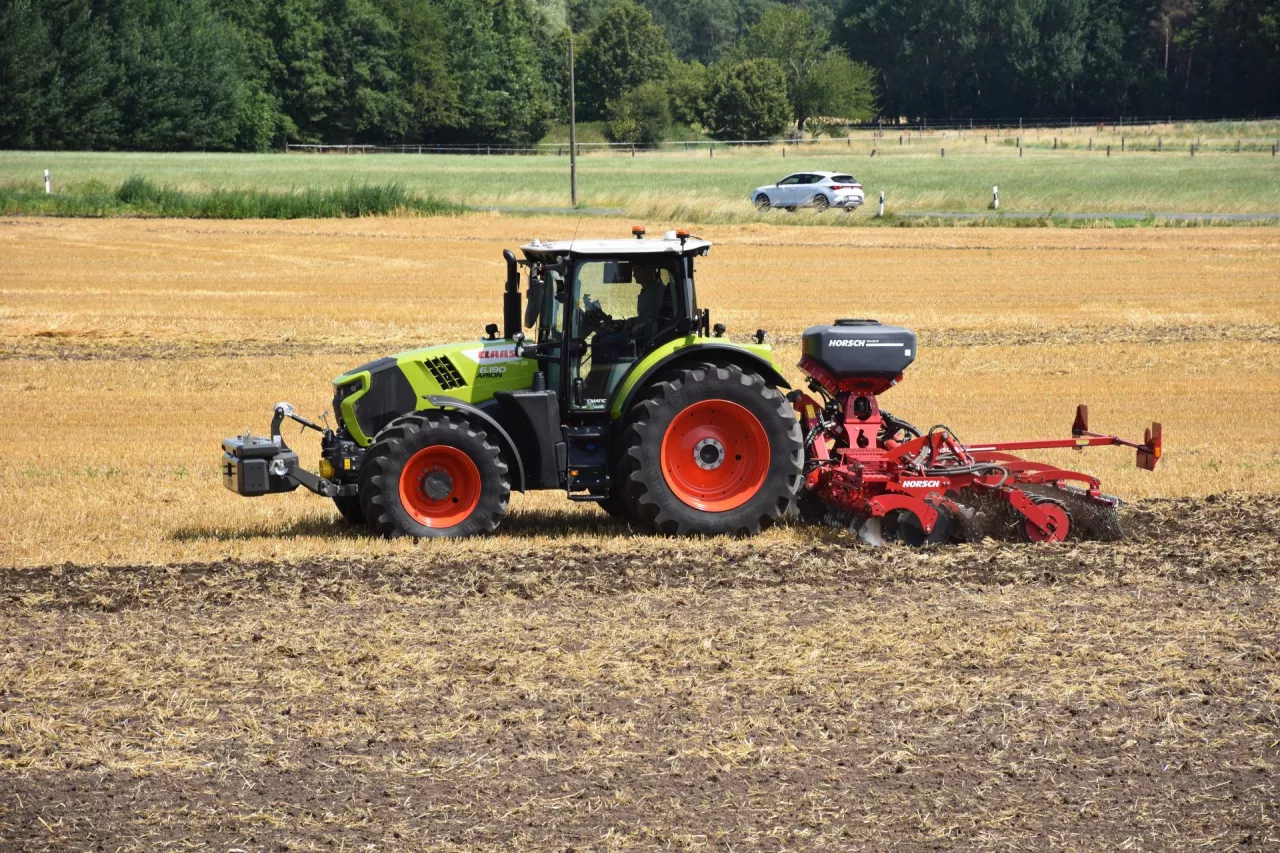 ARION 6.190 CMATIC został zaprezentowany podczas targów Agritechnica 2025. CLAAS uzupełnił ofertę ciągników o dwa mniejsze modele