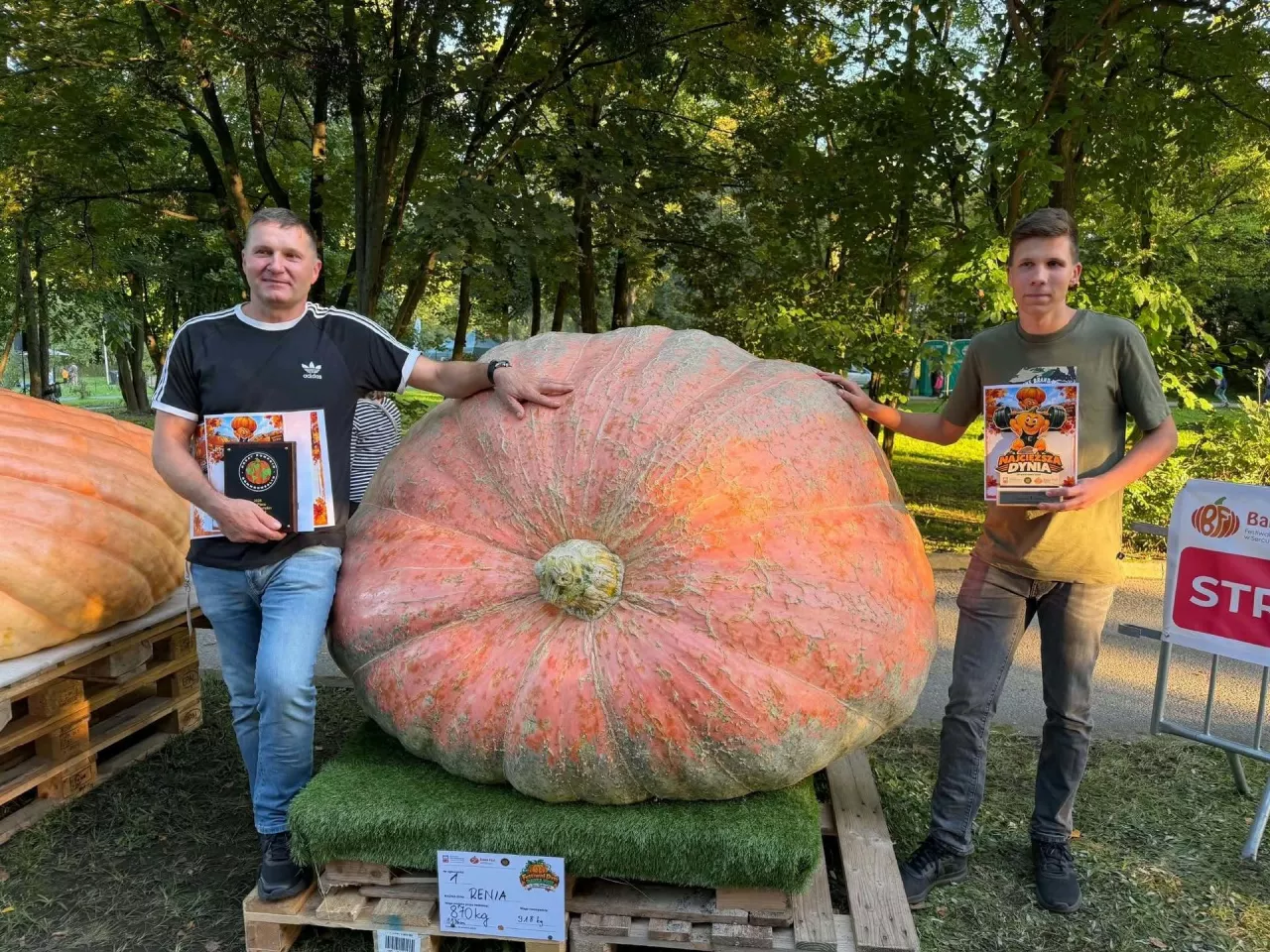 Dynia ”Renia” ważąca 918 kg